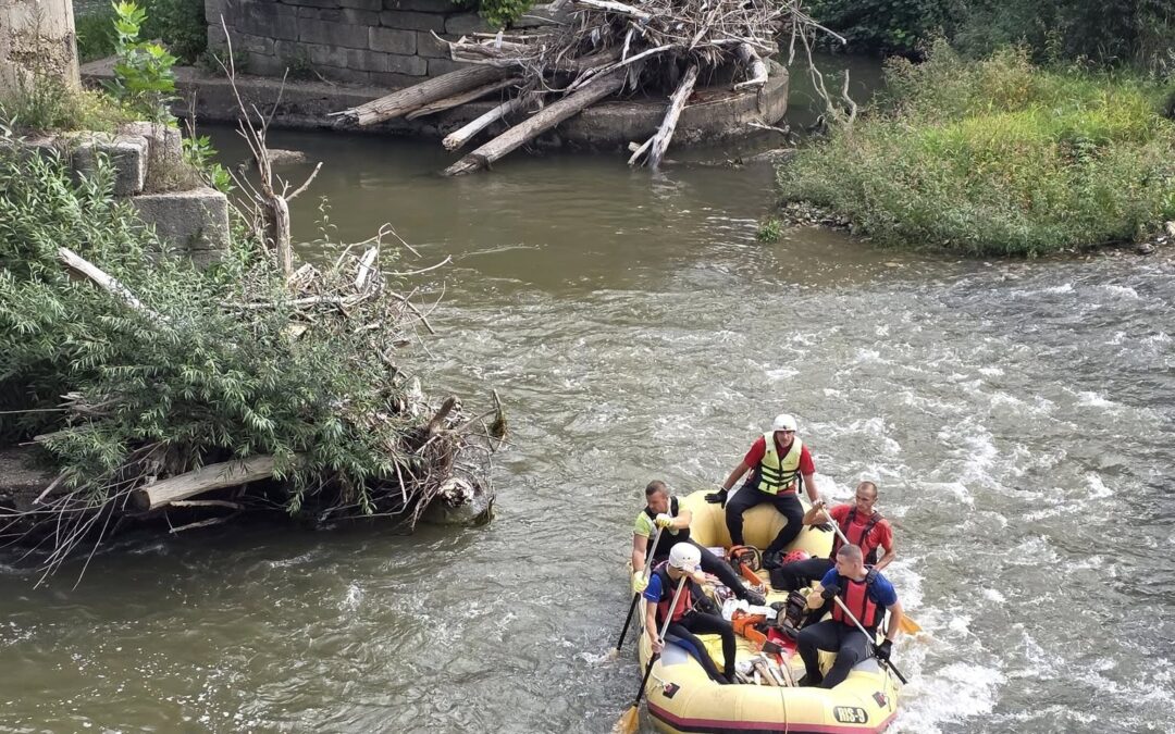 Ruke za rijeku: Čišćenje i uređenje korita Bosne