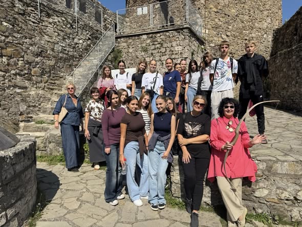 Vranduk kao učionica: Mladi uče o kulturi i izradi suvenira